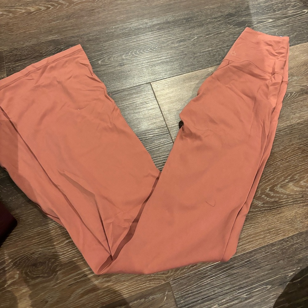 pink aerie flares